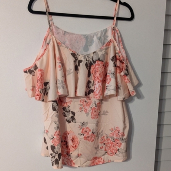 SHEIN Tops - SHEIN Pink Floral Ruffled Cold Shoulder Top